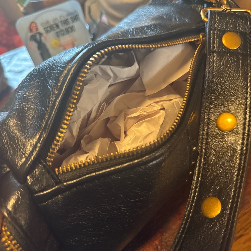 Women’s Shoulder Bag